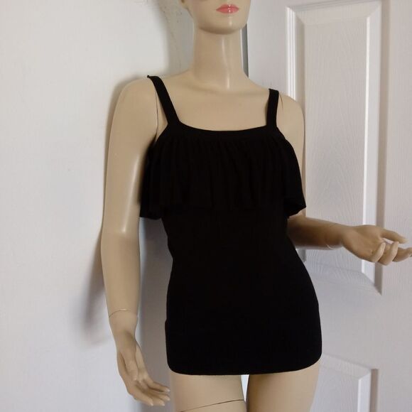 NEW Express Ribbed Square Neck Thick Strap… - Picture 4 of 9